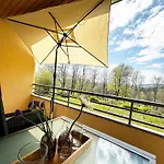 Luna Romantische Fuer 2, Mit Balkon, Bergblick, Boxspringbett, Hund Willkommen 상트안드레스베르크